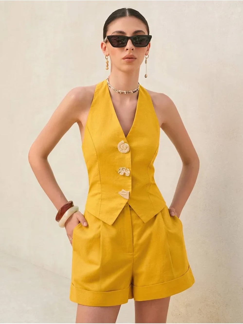 5 piece bundle: feminine workwear or summer wear